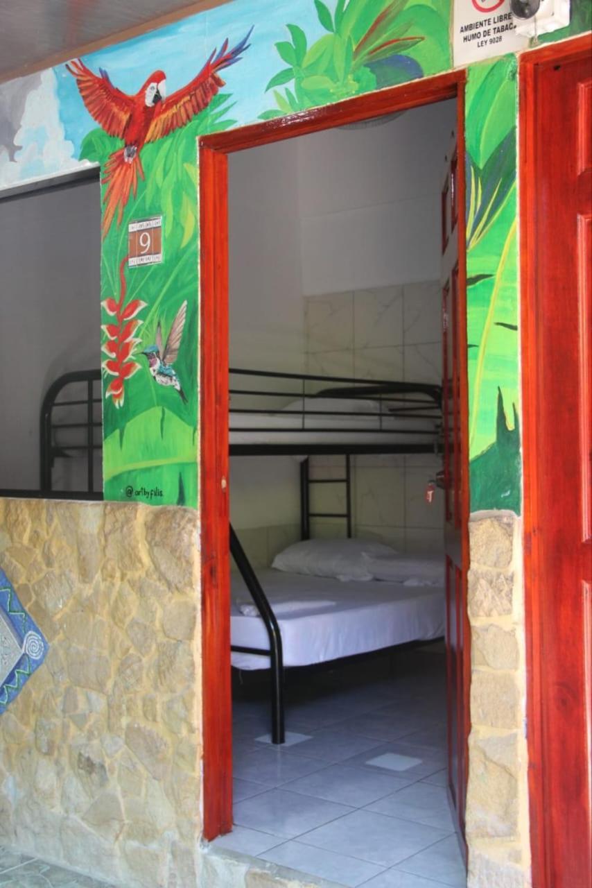 Costa Linda Art Hostel Manuel Antonio Luaran gambar